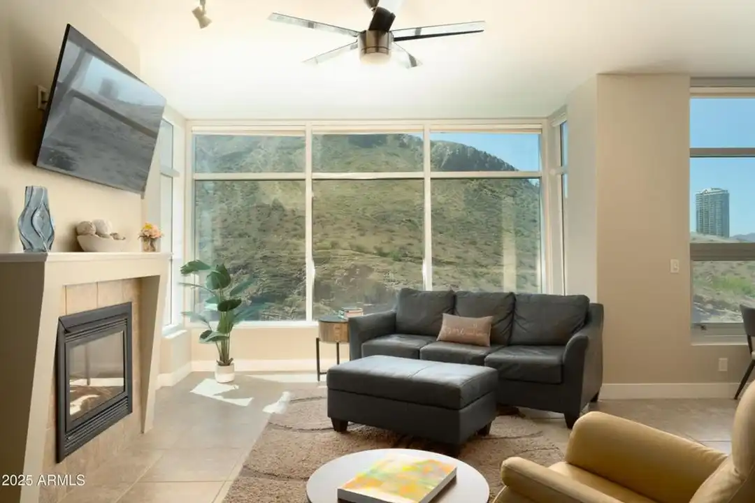 140 E Rio Salado Pkwy unit # 412 - View 2