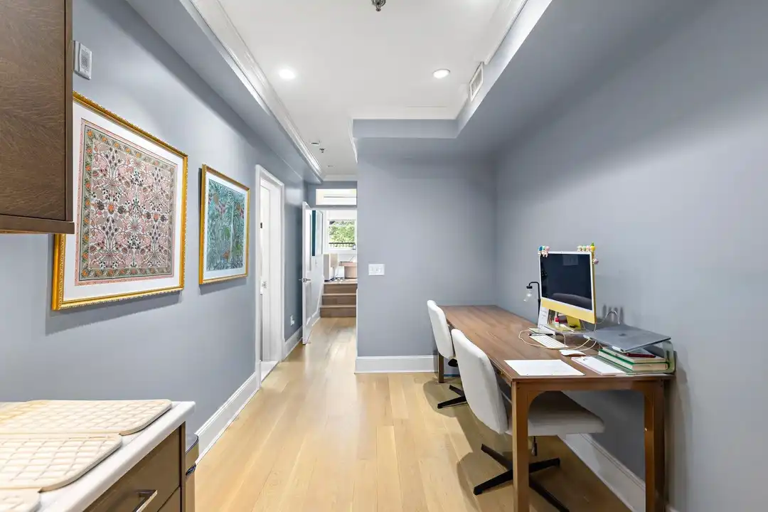 Apartment in Hoboken - More