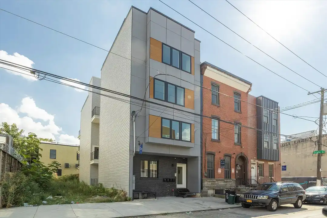 1804 W Berks St – photo 1