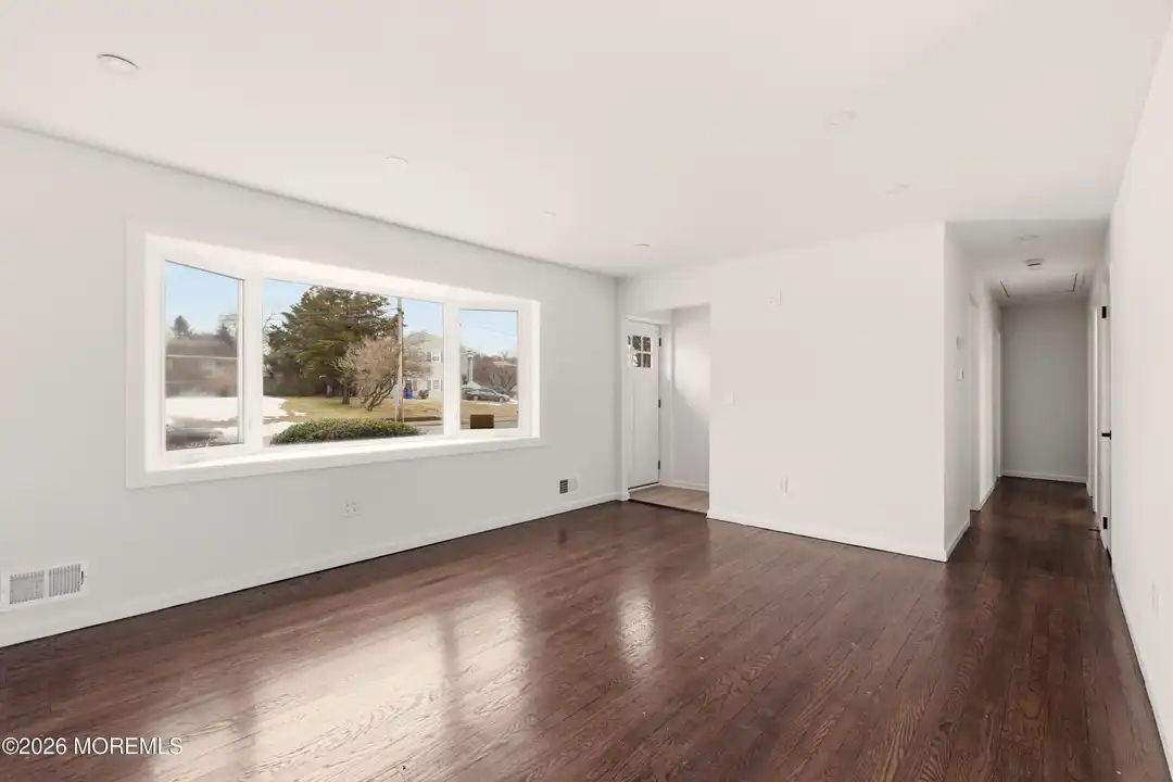 1041 Mulberry Pl - View 6