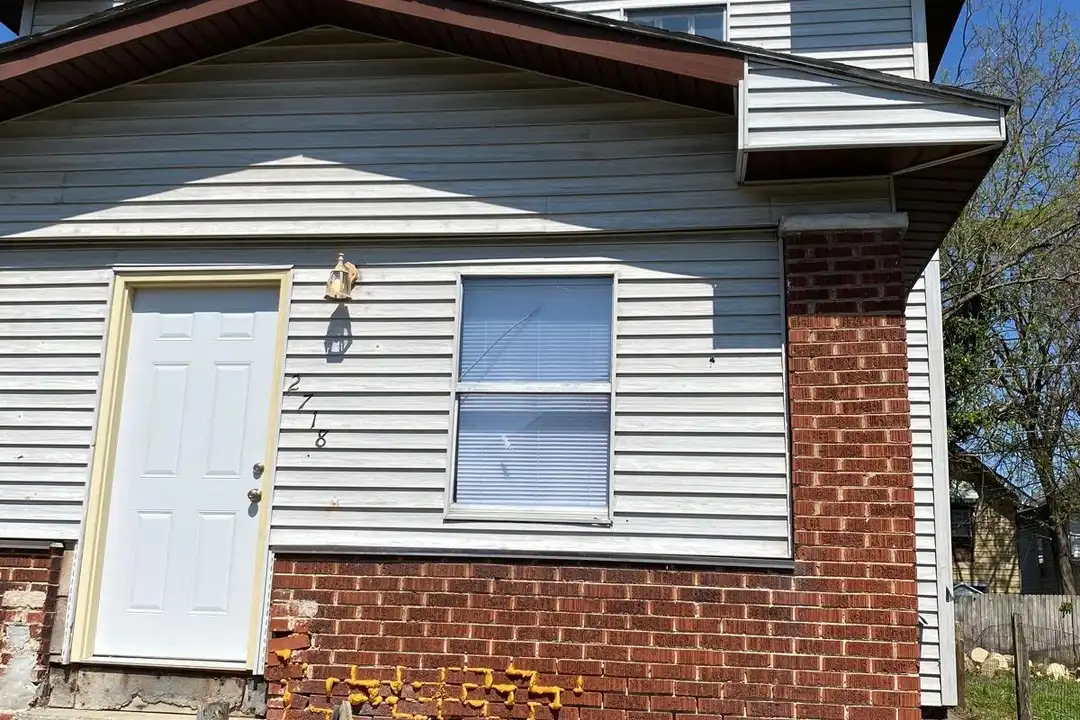2718 Highlawn Ave – photo 1