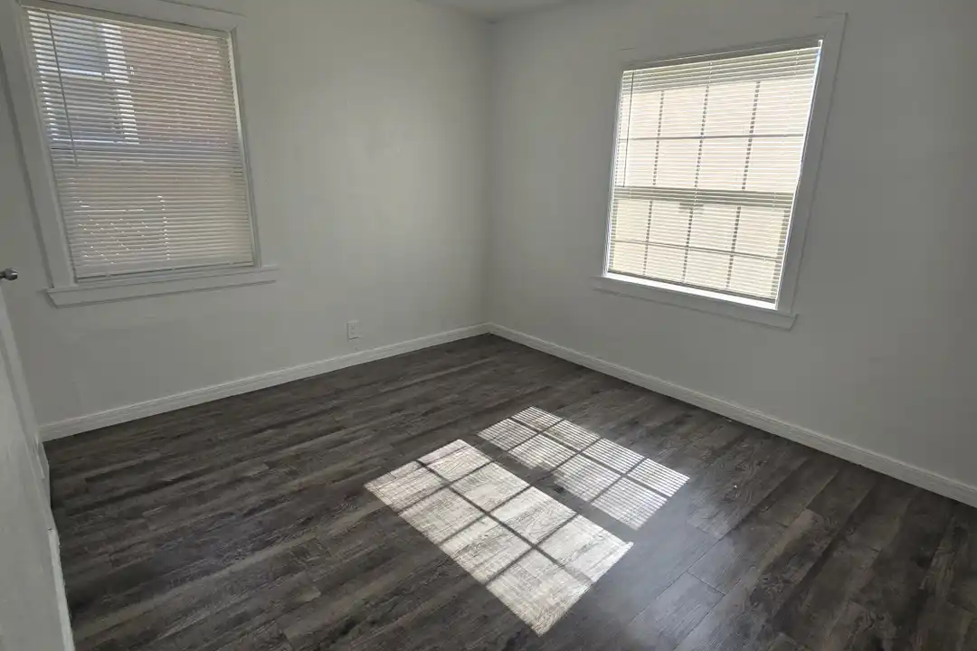 House in Oklahoma City - More
