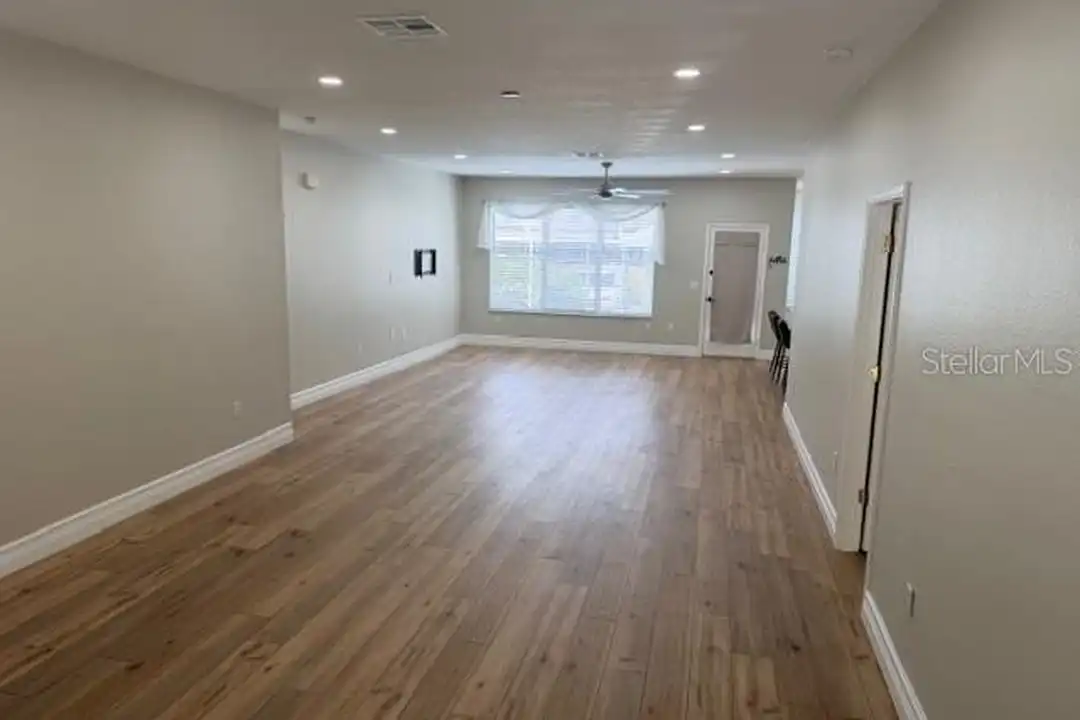 3038 Alachua Pl - More