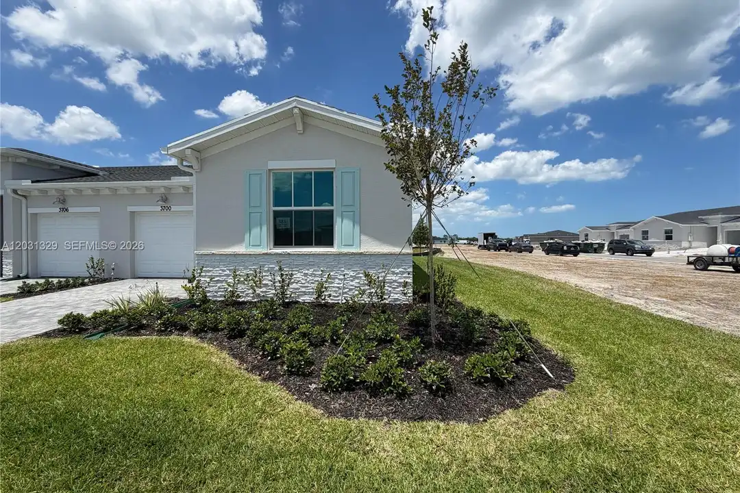 Apartment in Fort Pierce - View 2