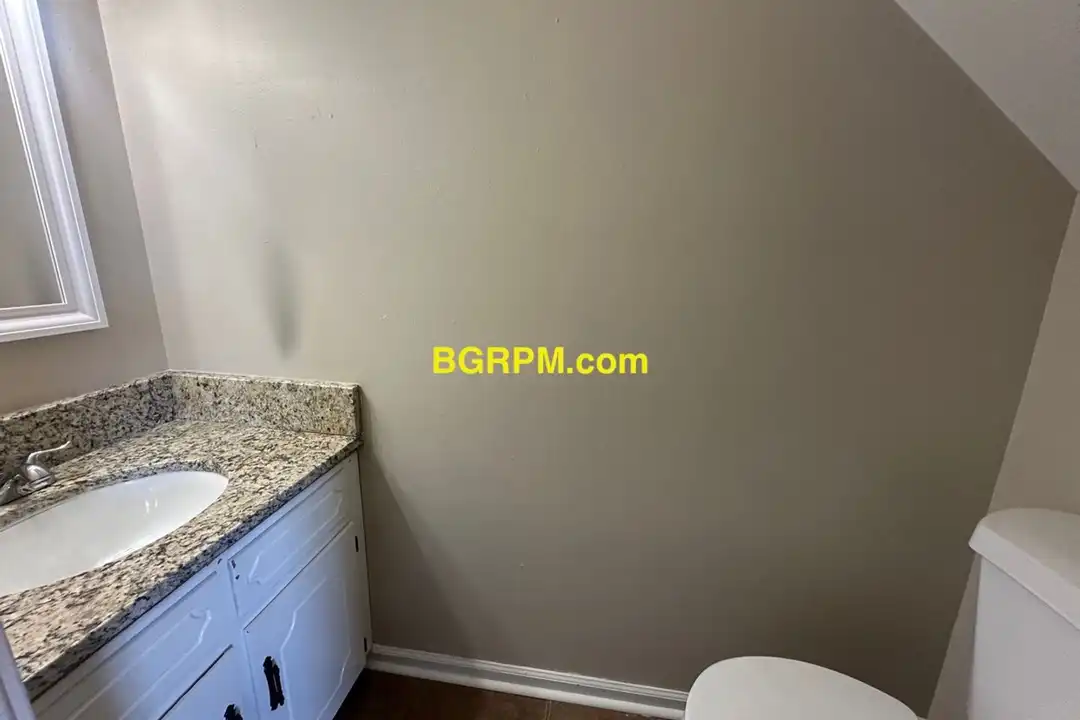 1099 W Elm St unit 1099 W Elm - B - View 6