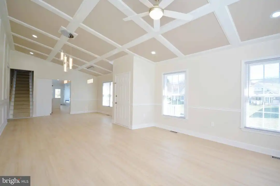 2501 Eastern Point Ct - View 3