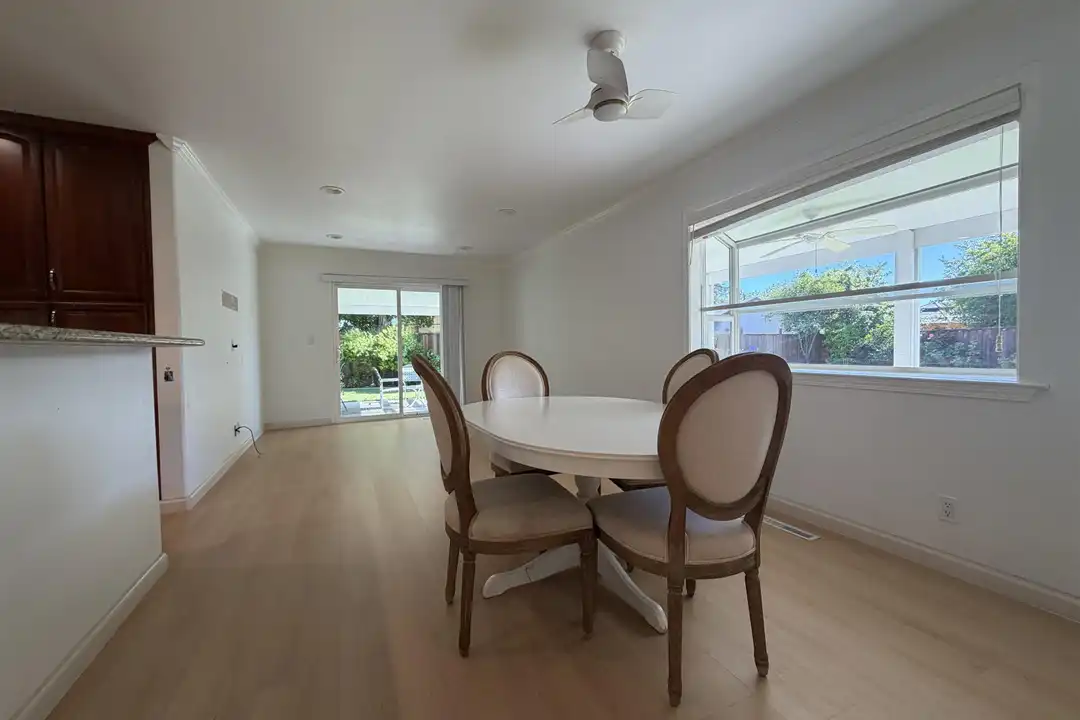 397 Ann Ct - View 5