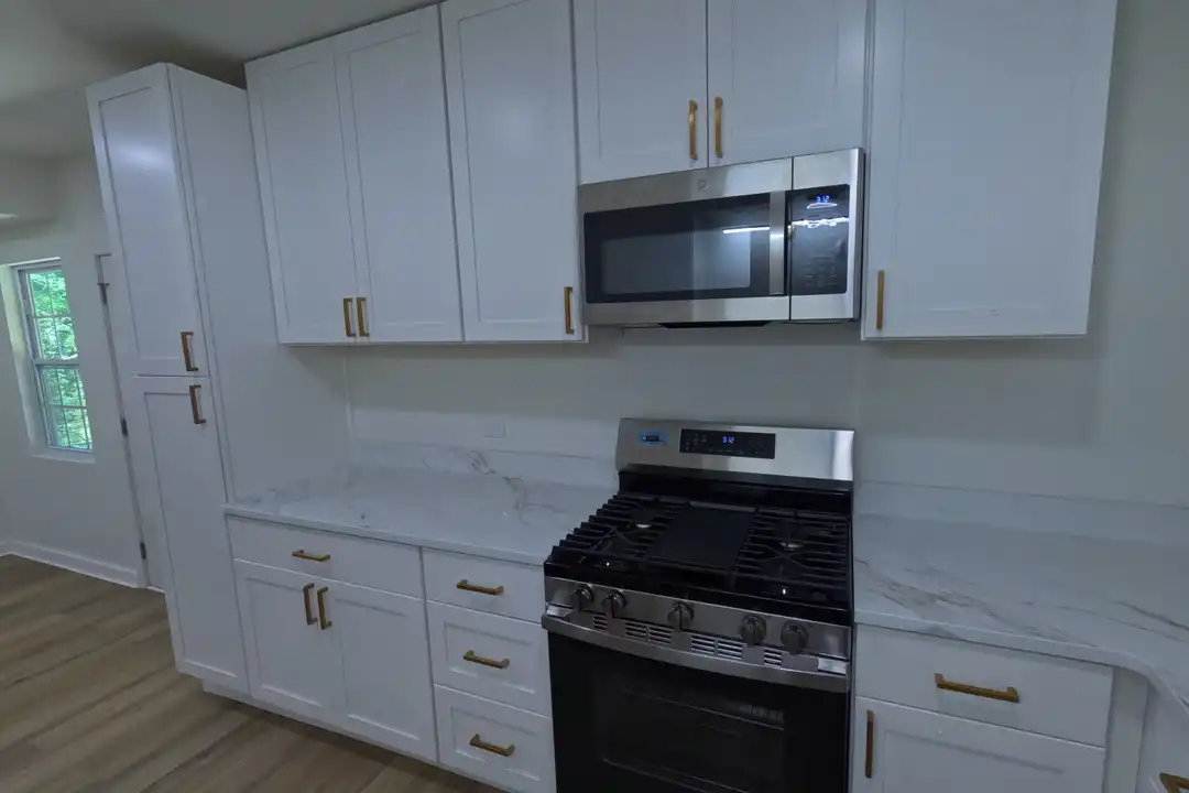 2672 Suzanne Ln unit B - View 5