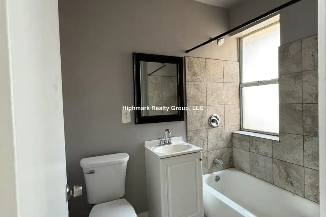 Apartment in Chicago - View 4