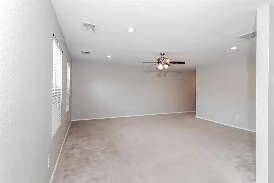 House in Fort Worth - View 3