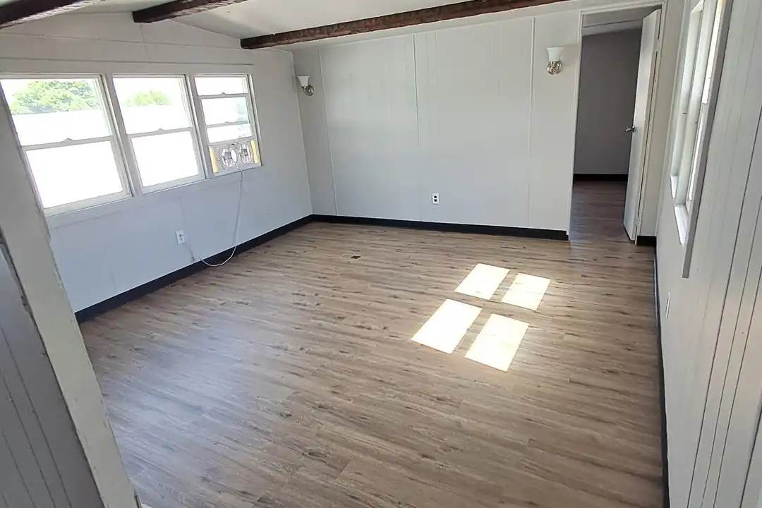 2303 S Greeley Hwy unit 3 - View 6