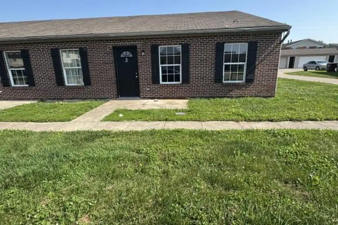 406 Mars Dr – photo 1 of 10