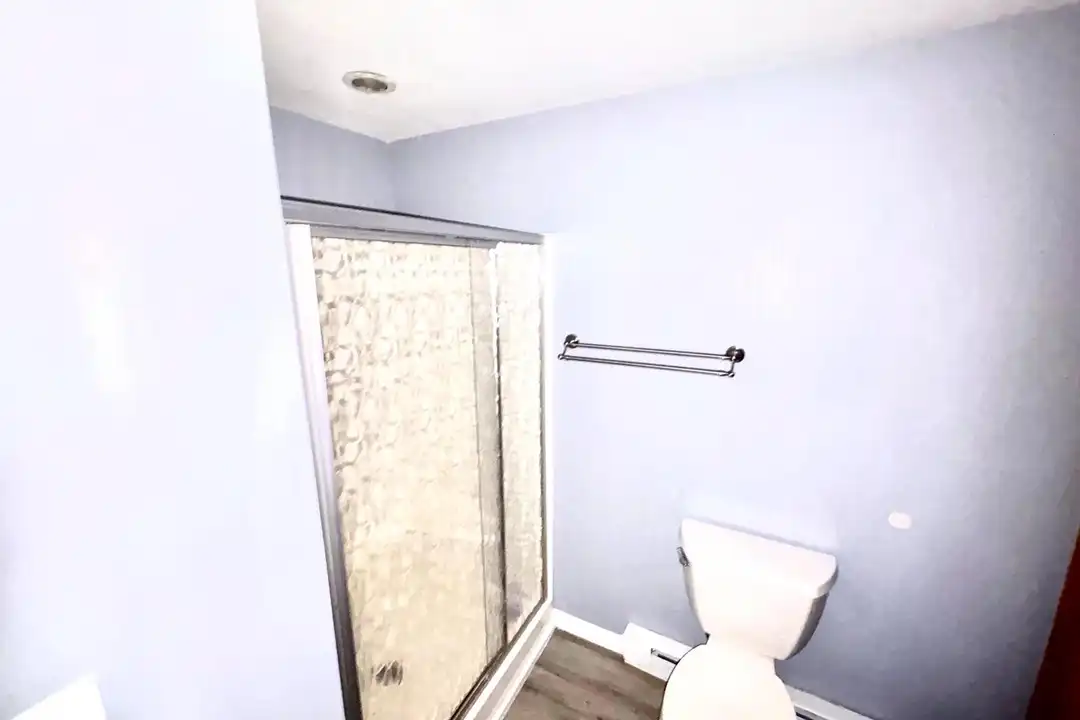 907 Quentin Rd unit 2 - View 5