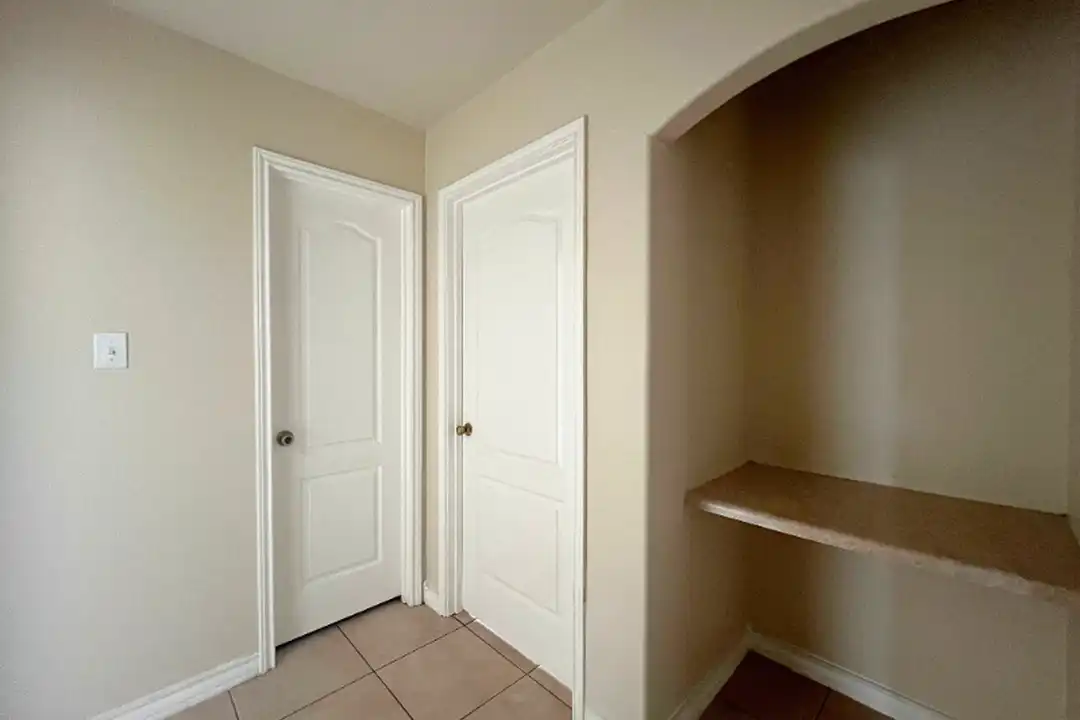 Apartment in Laredo - View 4