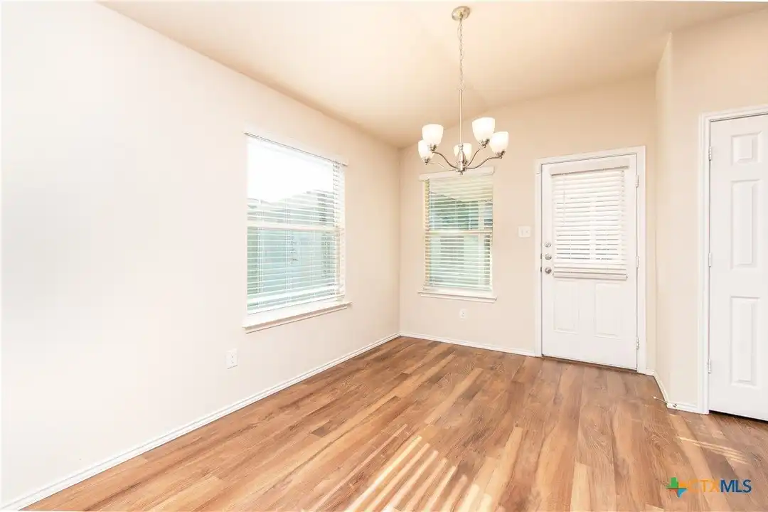 House in Copperas Cove - More