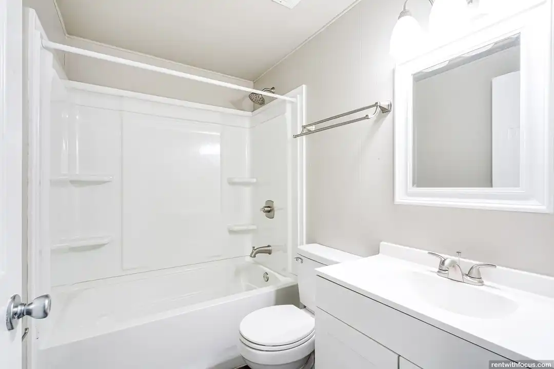 1031 Hunt Ave unit 8 - View 6