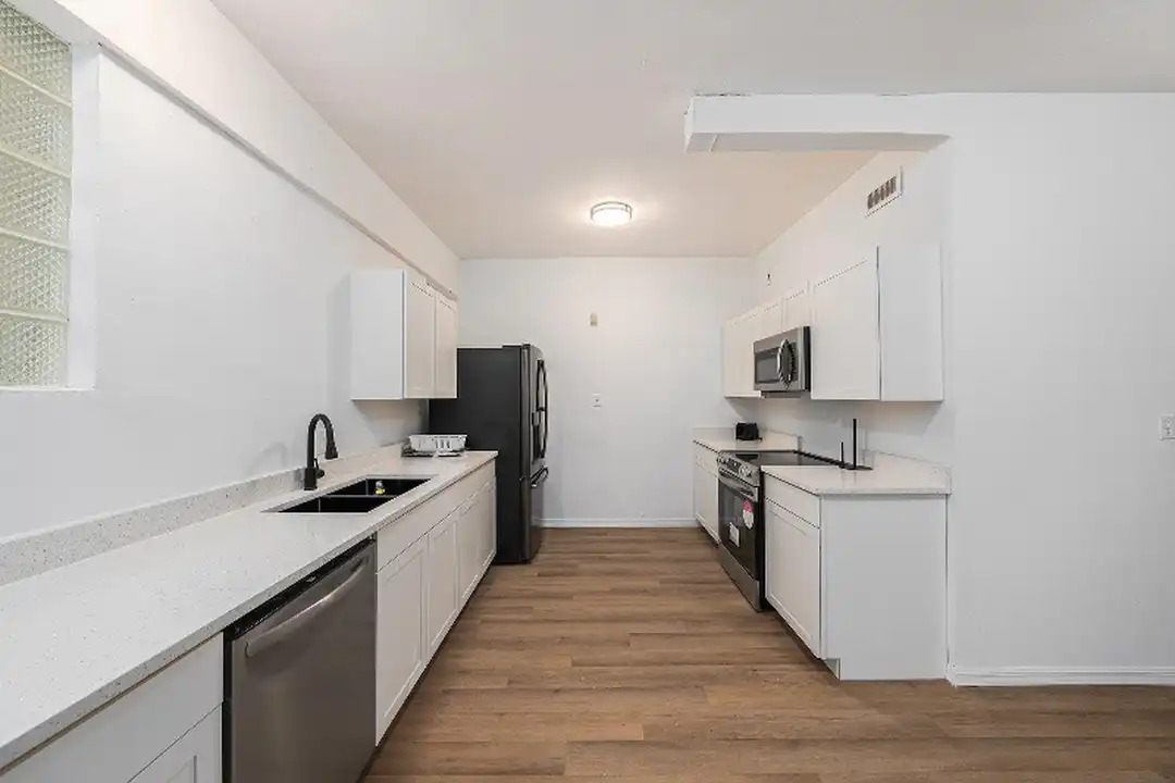 3720 N 36th St - View 3