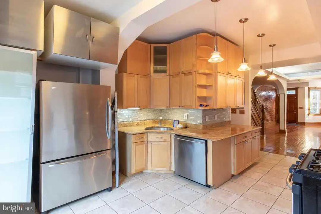 33 Randolph Pl NW - View 5