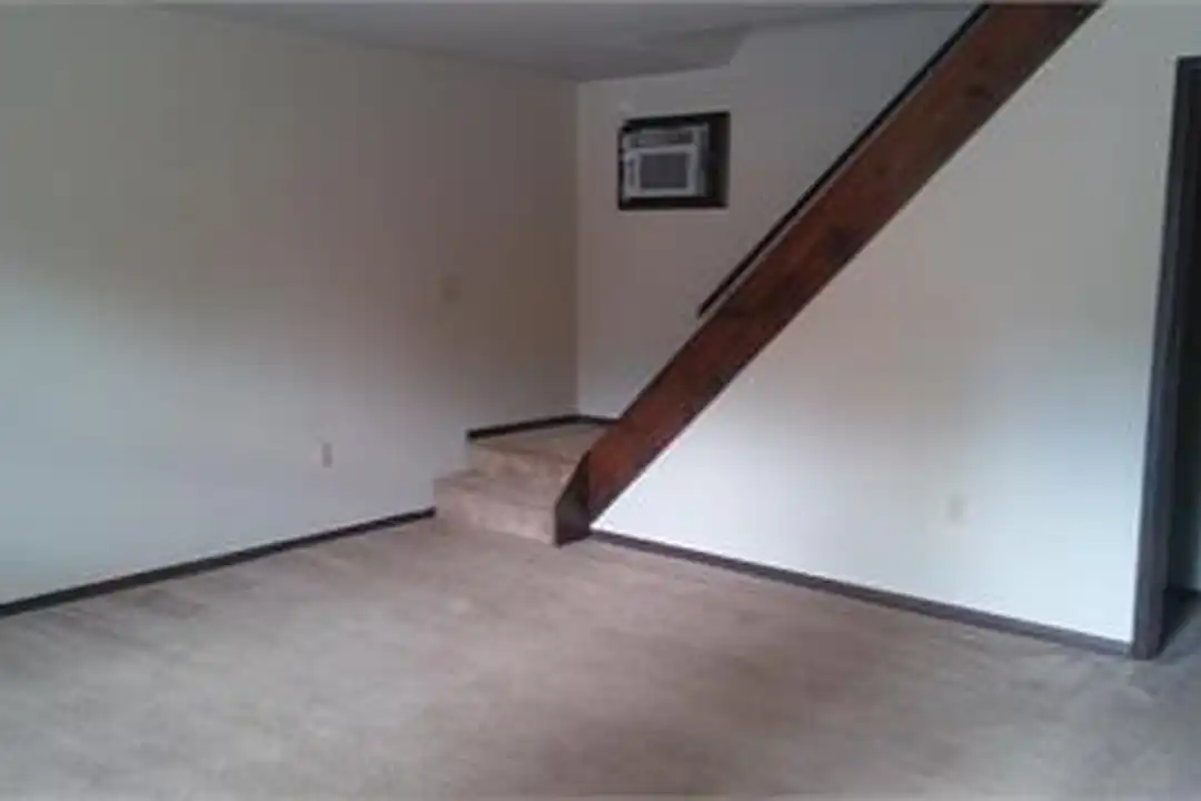 Apartment in New Cumberland - View 4