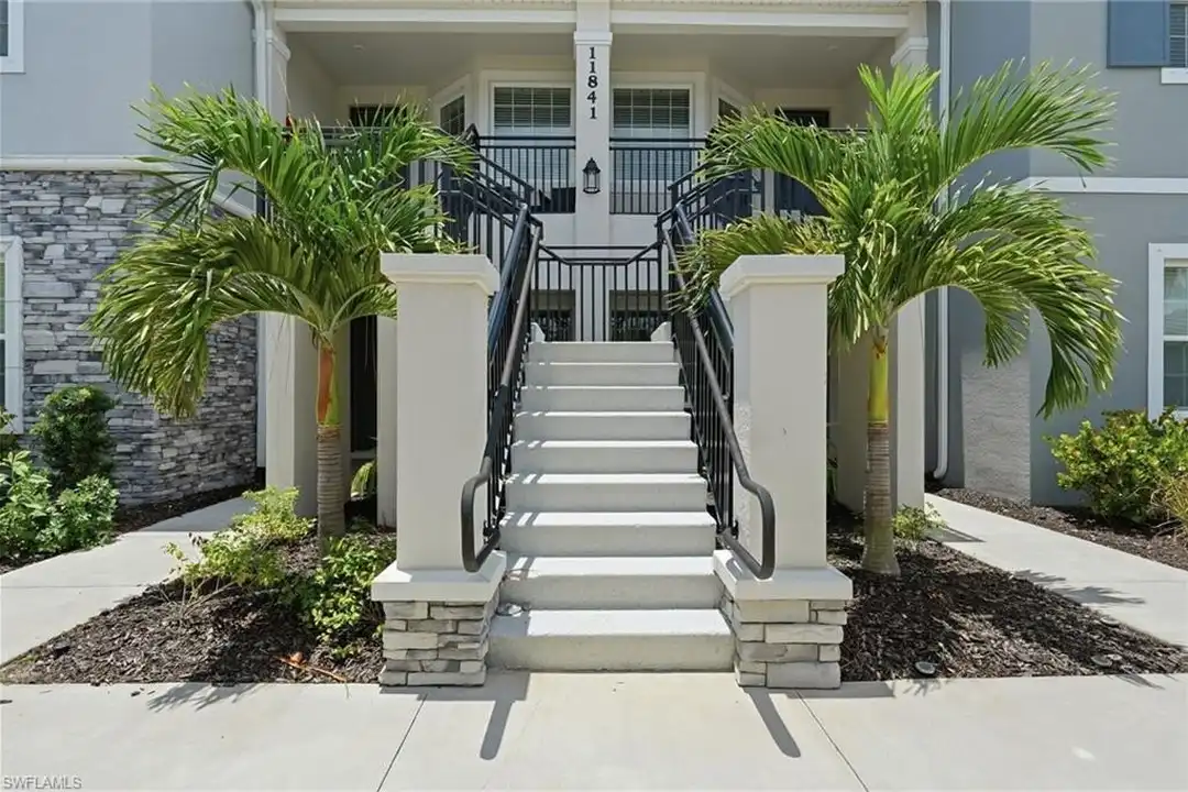 11841 Venetian Lagoon Dr - View 2
