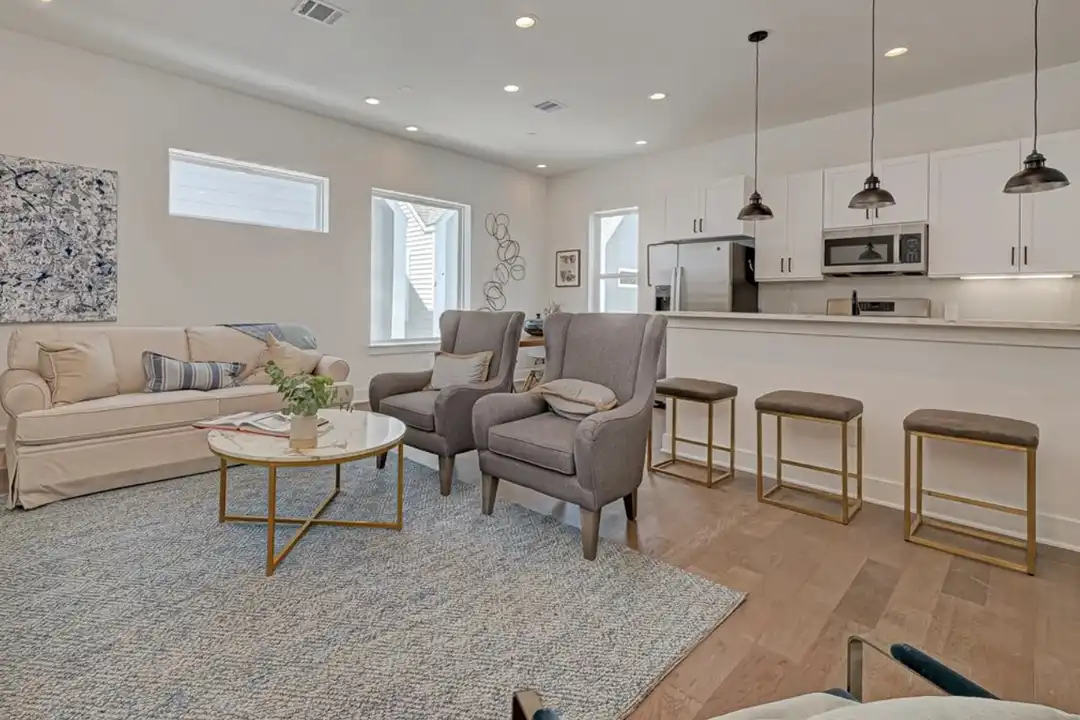 House in Houston - View 3
