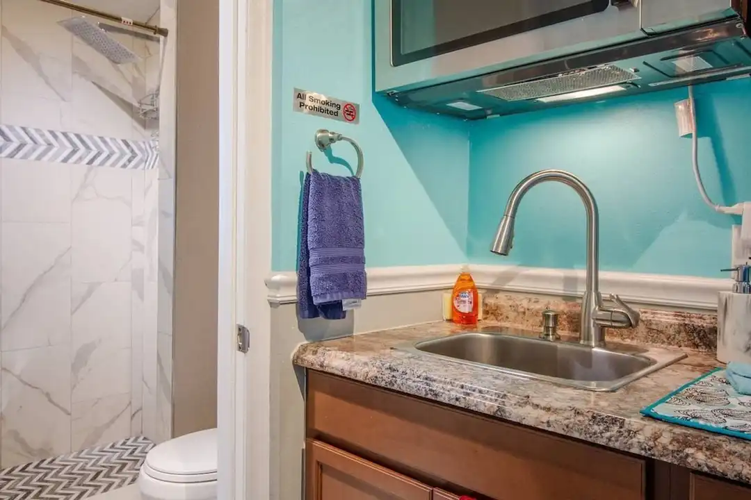 2721 Raeford Rd unit 1094198P – pohled 4