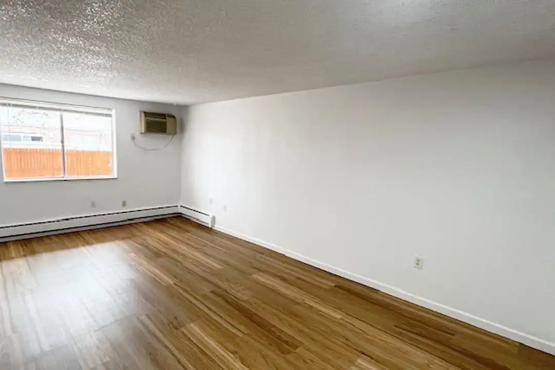 3300 S Clarkson St unit 104 - View 2