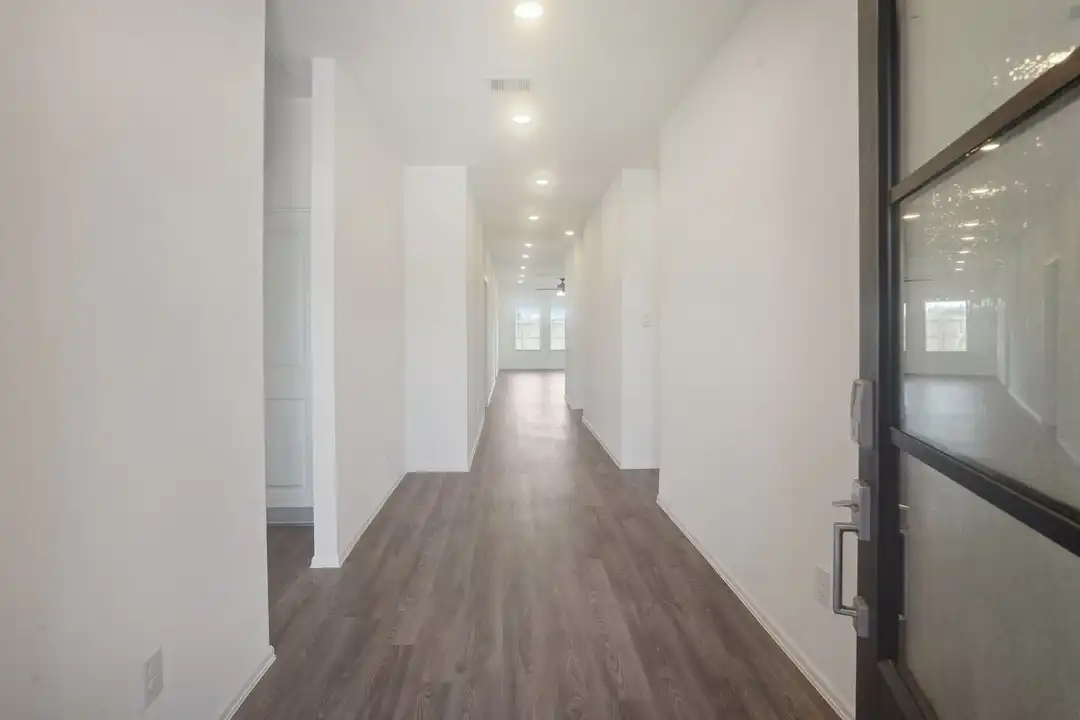 7807 Eagle Crk Ln - View 4
