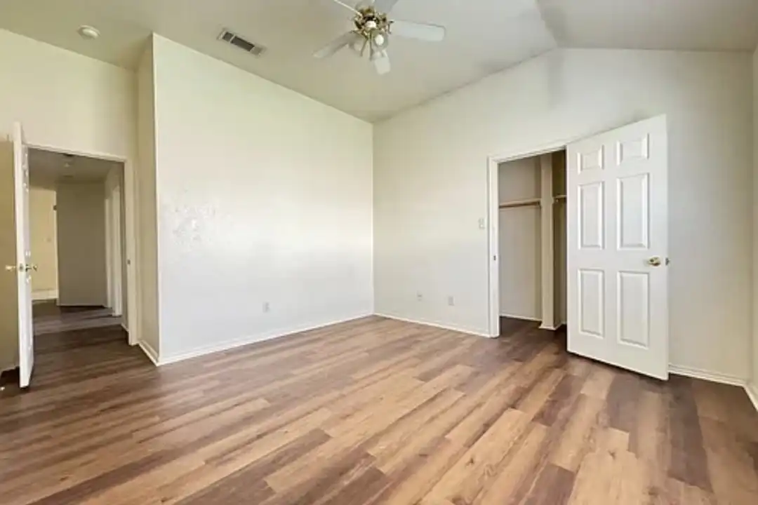 4203 Alleeta Dr unit A - View 5