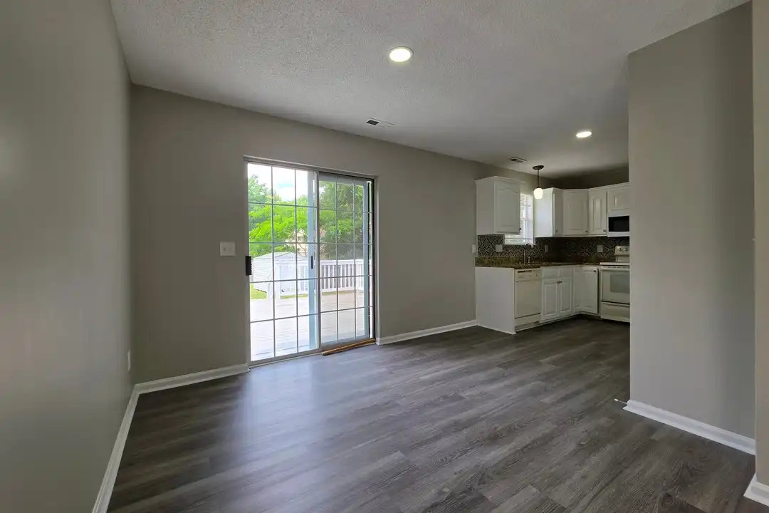 3 Lawrence Ward Ct - More
