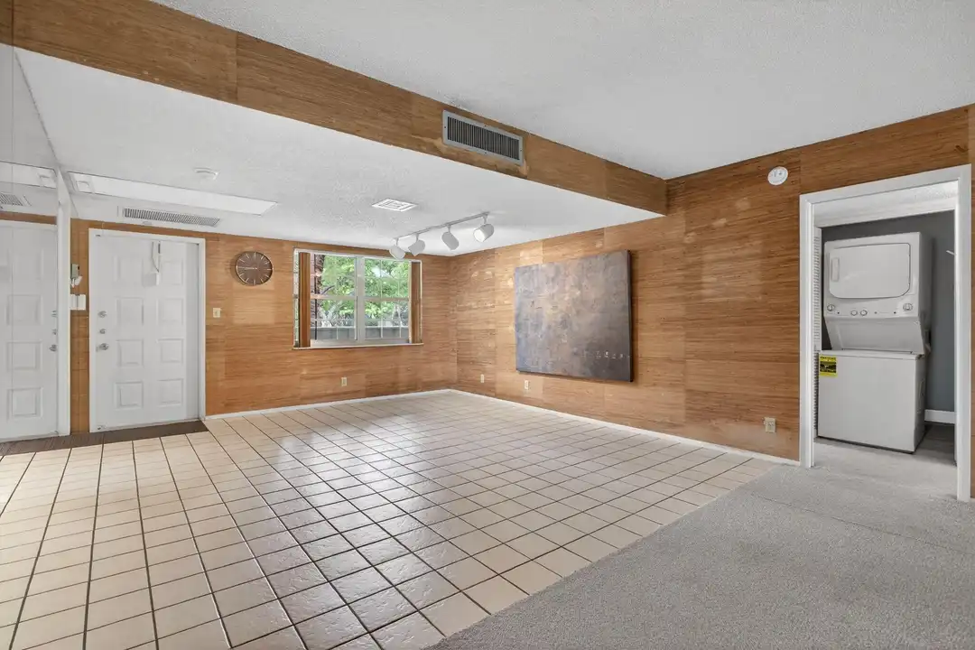 800 Cypress Blvd #204A - More