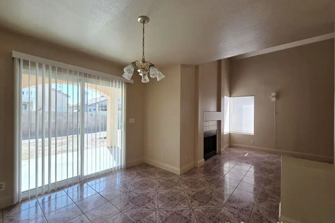 4541 Fireside Ln - View 5