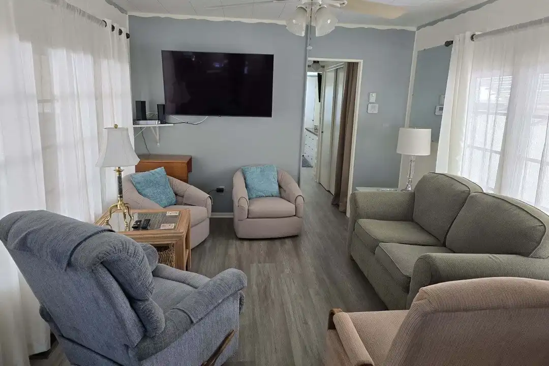 6623 Arizona St - View 4