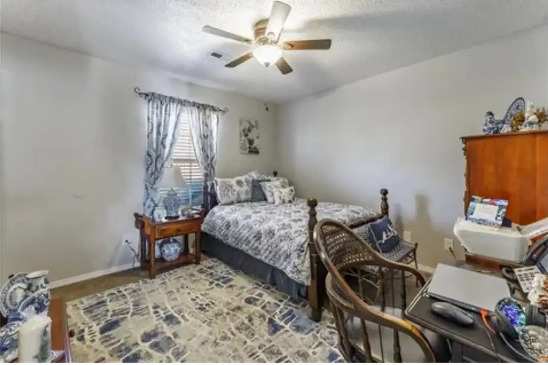 3304 SW Landau Ct unit Apartment 1 - More