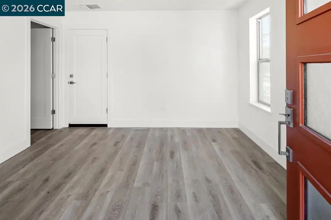 2802 Chattleton Ln - View 3