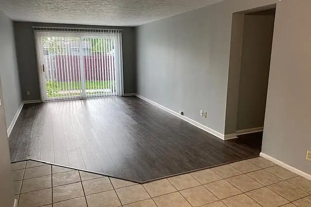 Olmsted Falls Village Apt - SPO Properties – photo 1 of 17