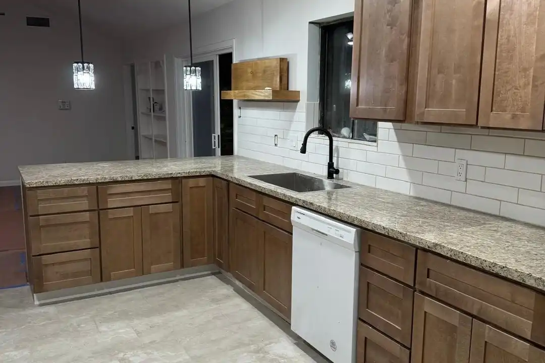 431 Evergreen Dr - View 2