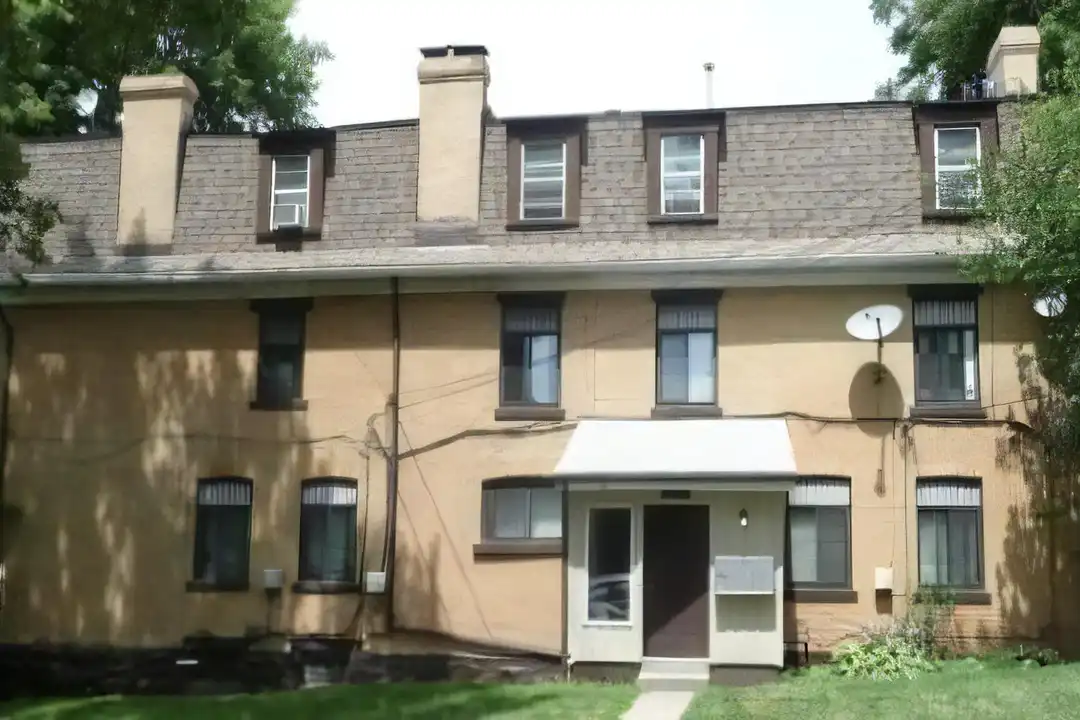 1907 Delaware Ave unit 3 – photo 1 of 9