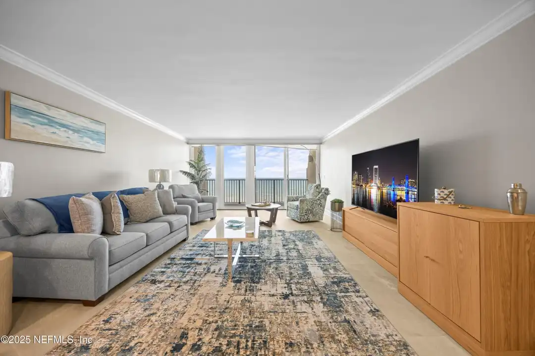Apartment in Jacksonville Beach - View 2