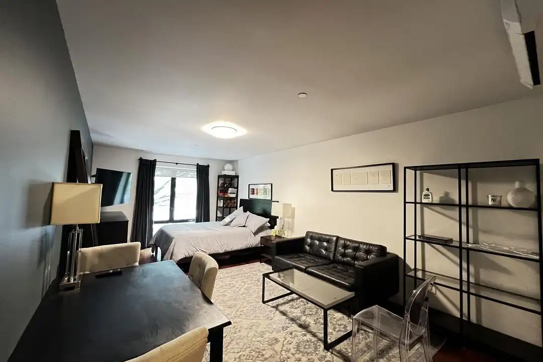 225 E 58th St #2-B – pohled 3