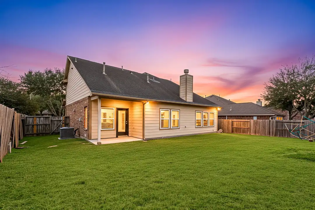 21426 Venture Park Dr - View 3