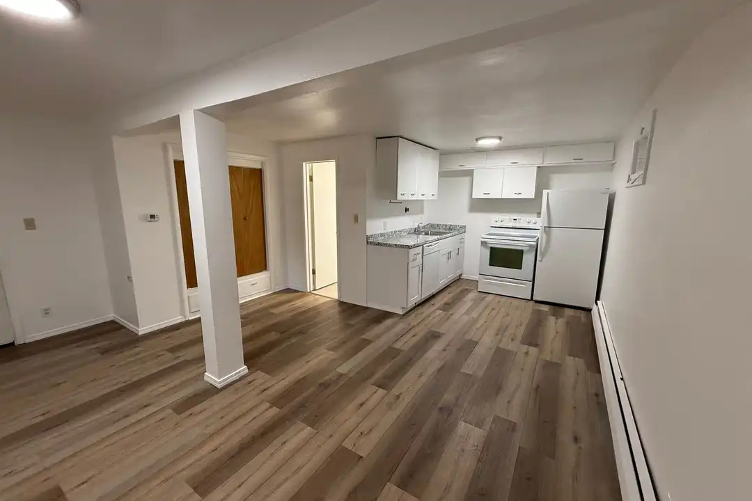 921 S Monroe St unit #6 – photo 1