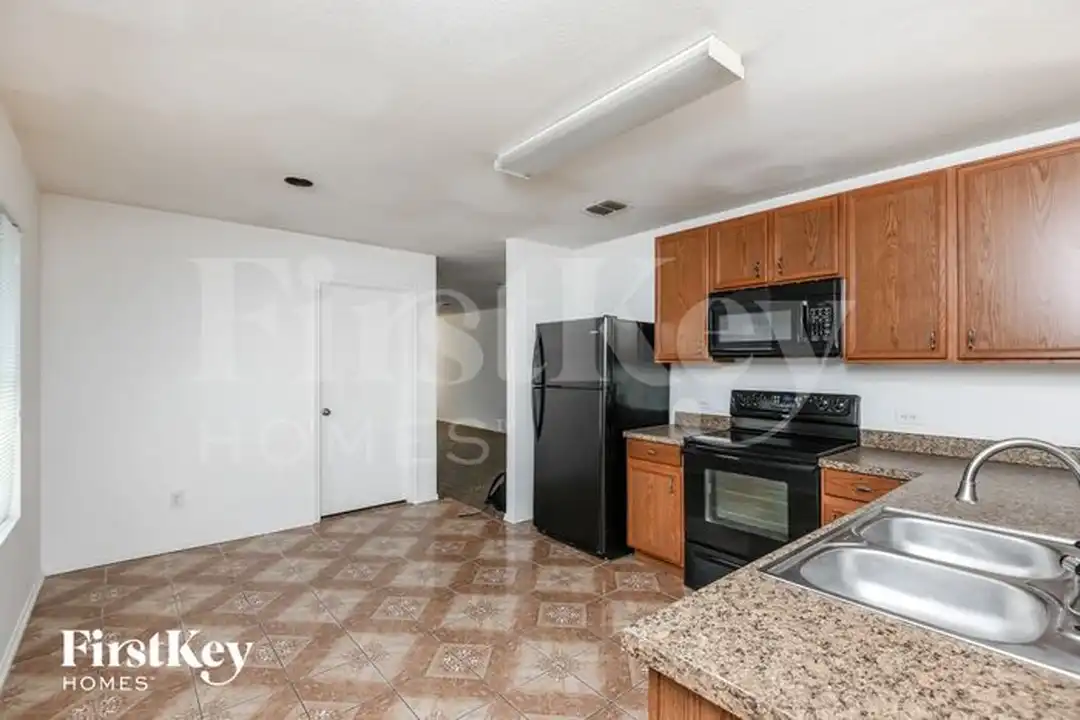 House in Fort Worth, Tarrant County - View 5