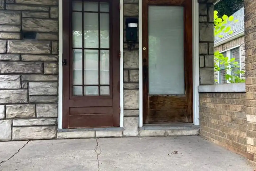 3925 N 42nd St – pohled 3