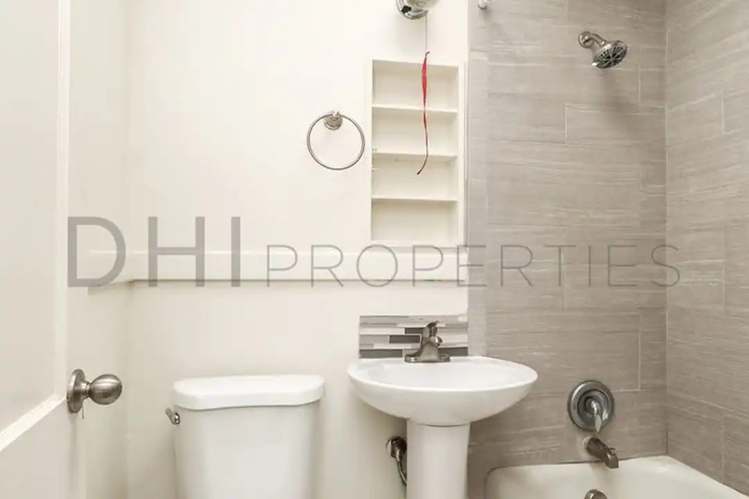 1209 Commerce Ave unit 1211 #7 - More