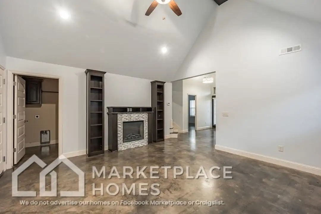 3211 SW Stonepoint Ave - View 6