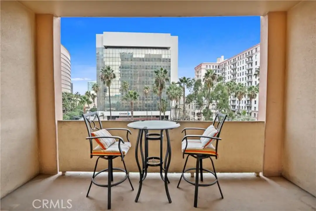488 E Ocean Blvd unit 507 - More