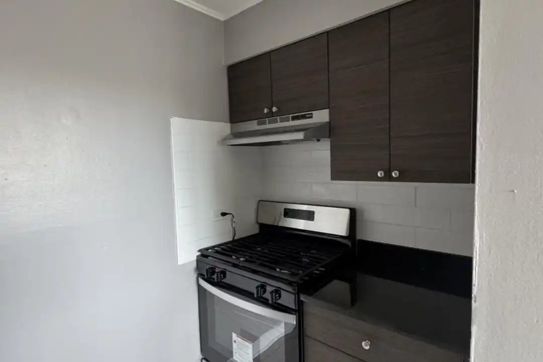 3810 25th Ave - View 2