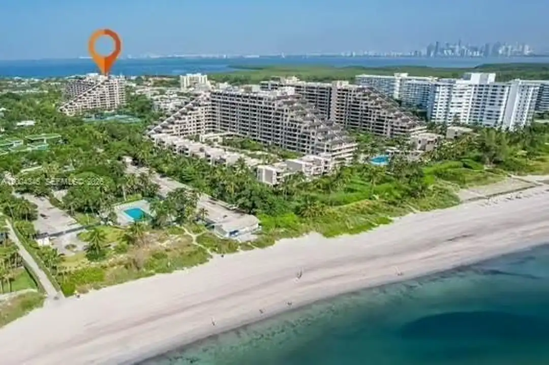 151 Crandon Blvd #444 - View 3