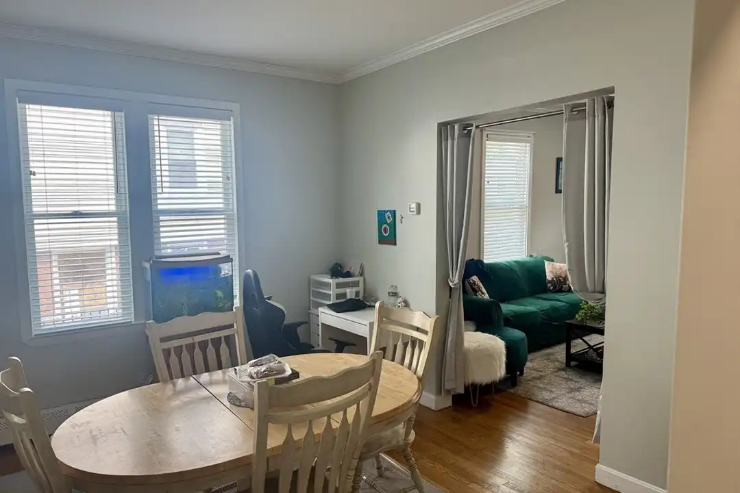 91 Foster St unit 1 - View 5